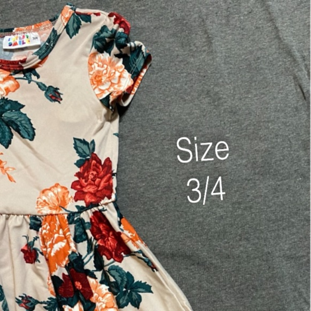 3/4 cap sleeve roses Dot Dot Smile dress